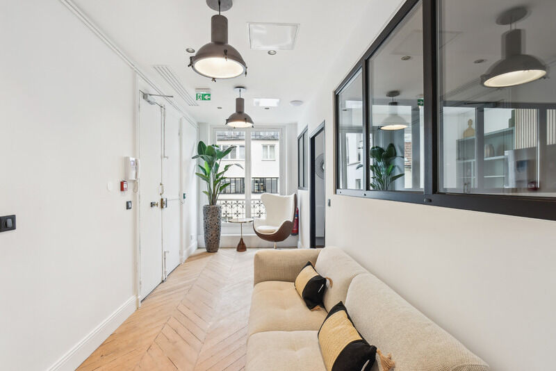
                                                Location
                                                 Location Bureaux Paris 75002