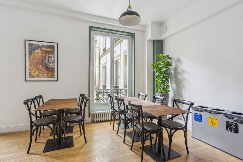 
                                                Location
                                                 Location Bureaux Paris 75002