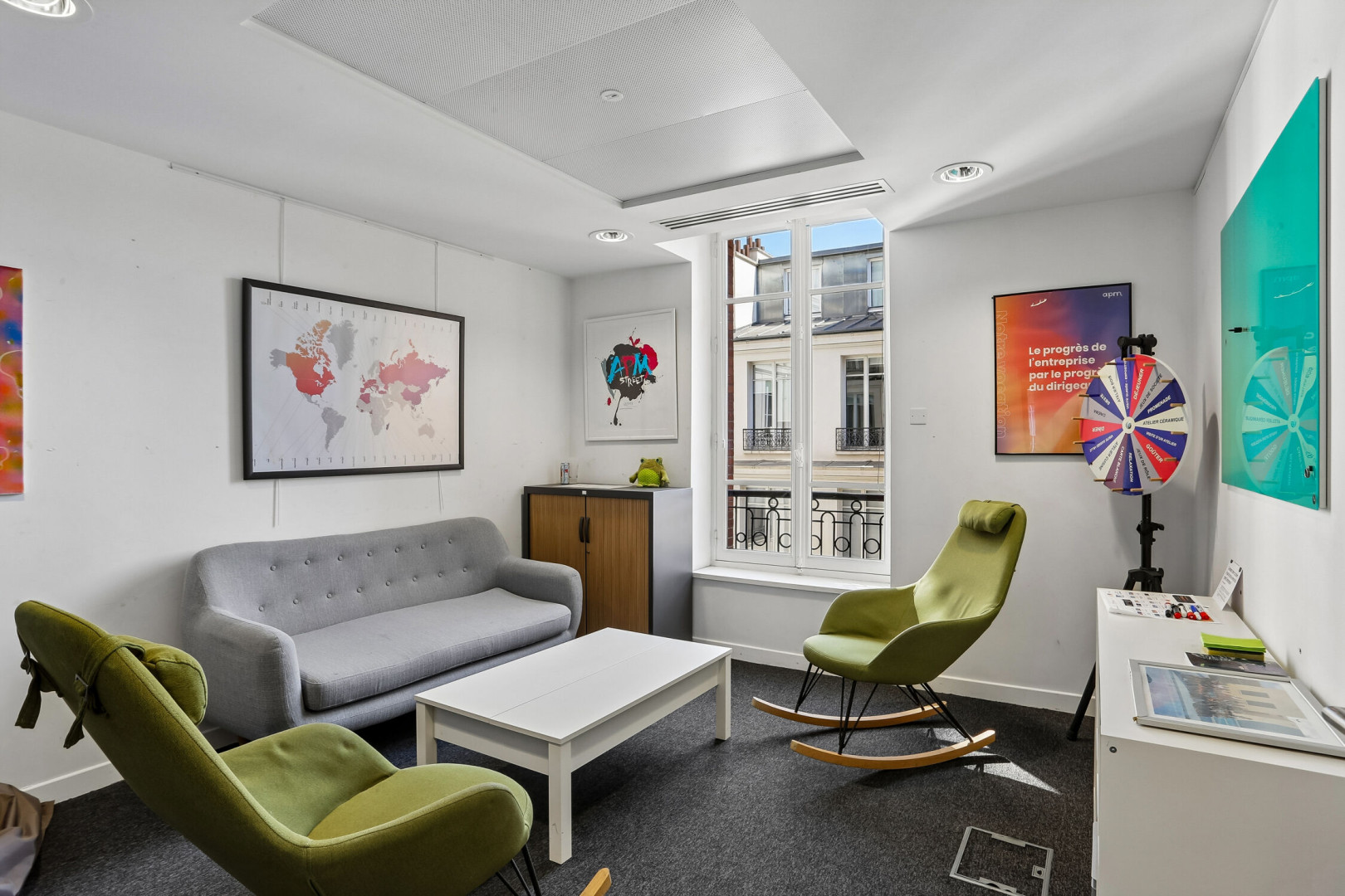 
                                                Location
                                                 Location Bureaux Paris 75002