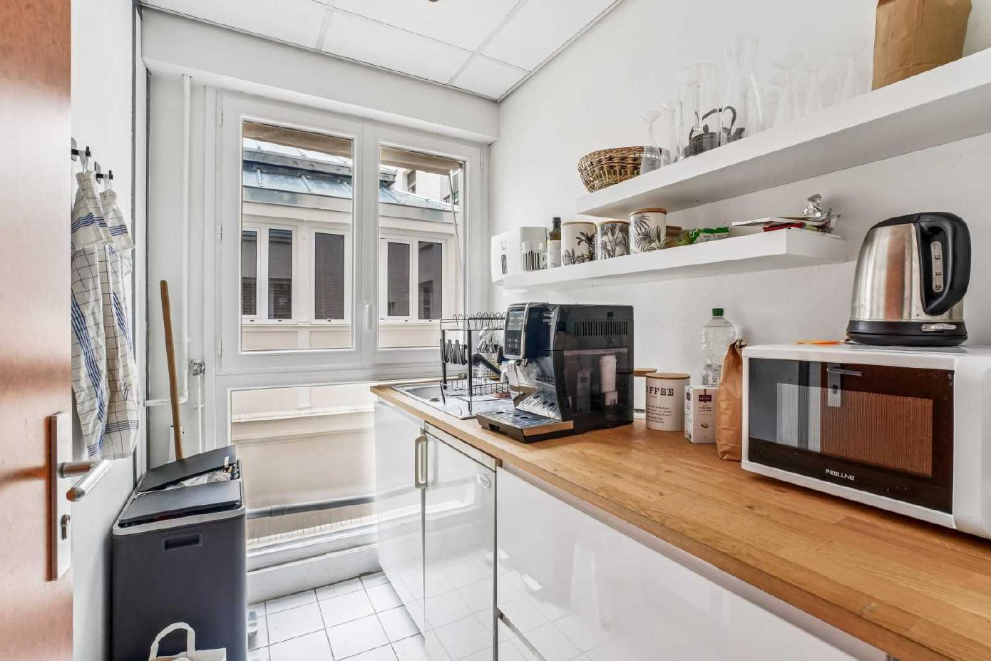 
                                                Location
                                                 Location Bureaux Paris 75002