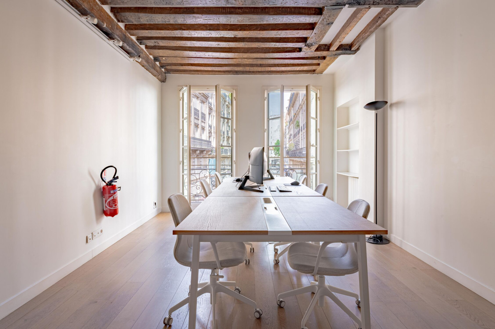 
                                                Location
                                                 Location Bureaux Paris 75002