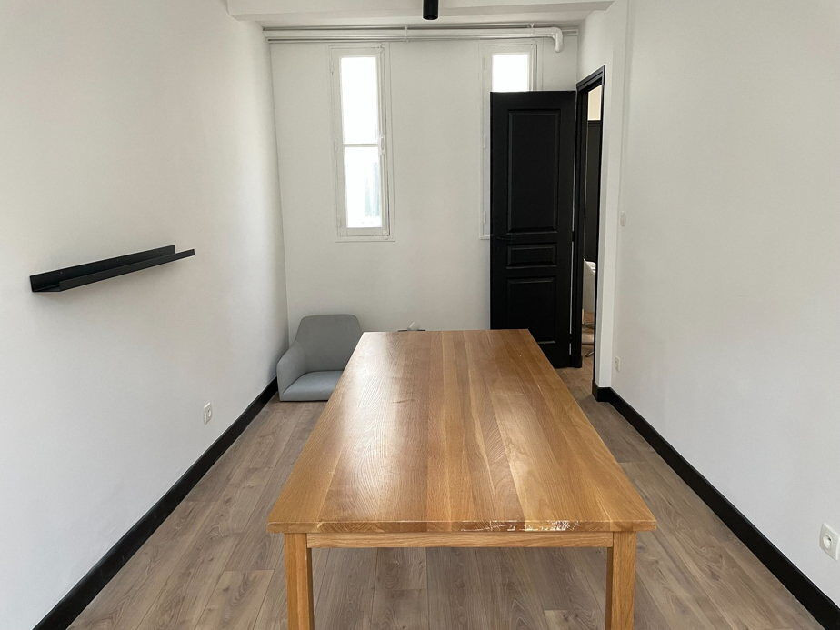 
                                                Location
                                                 Location Bureaux Paris 75003
