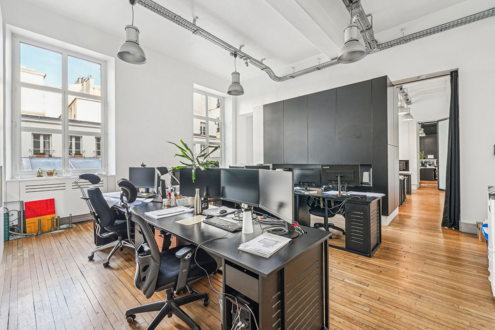 
                                                Location
                                                 Location Bureaux Paris 75003