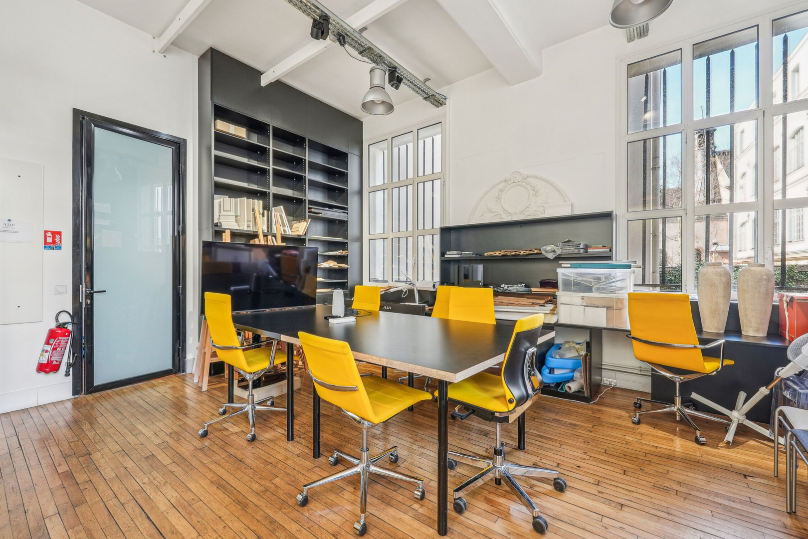 
                                                Location
                                                 Location Bureaux Paris 75003