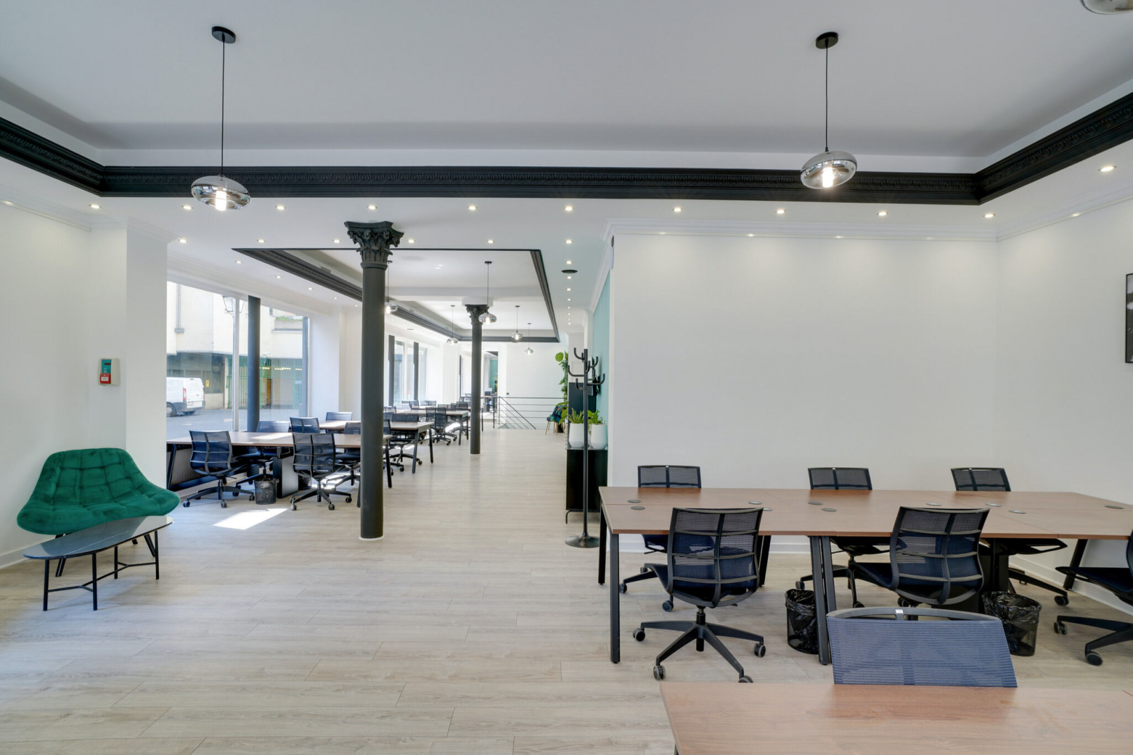 
                                                Location
                                                 Location Bureaux Paris 75003