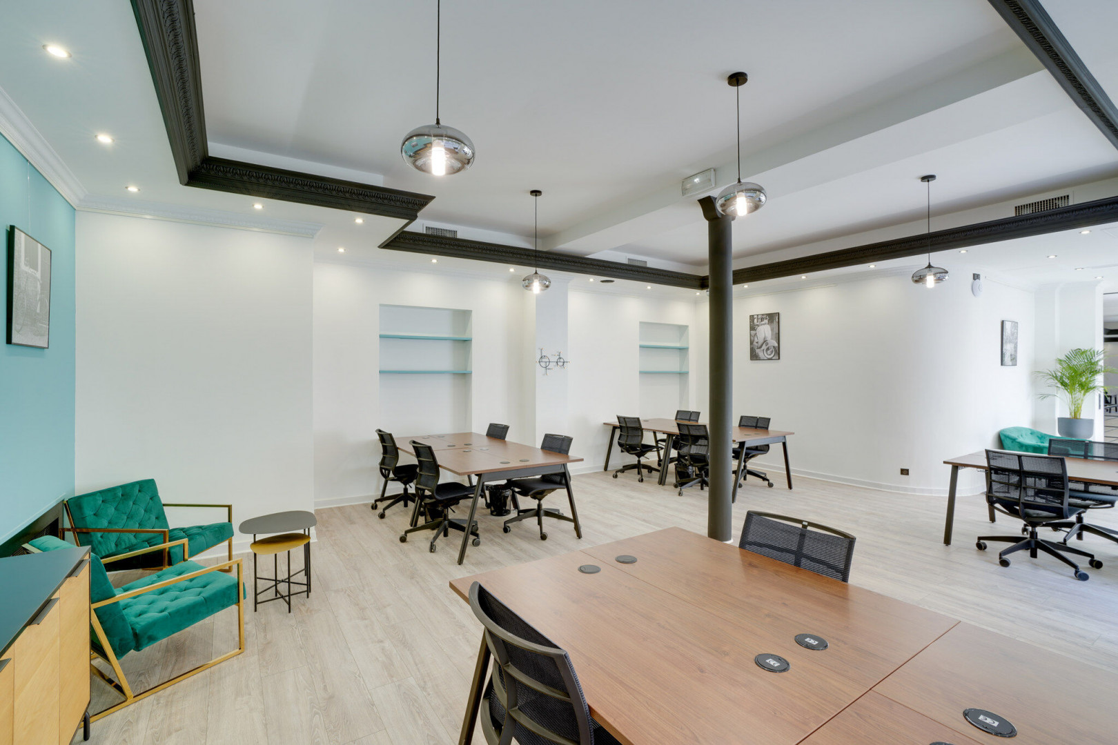 
                                                Location
                                                 Location Bureaux Paris 75003