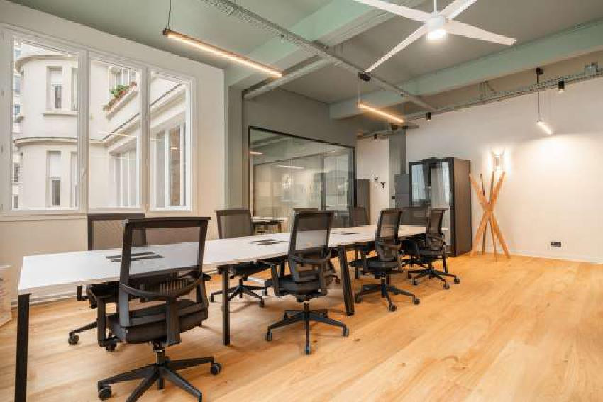 
                                                Location
                                                 Location Bureaux Paris 75003