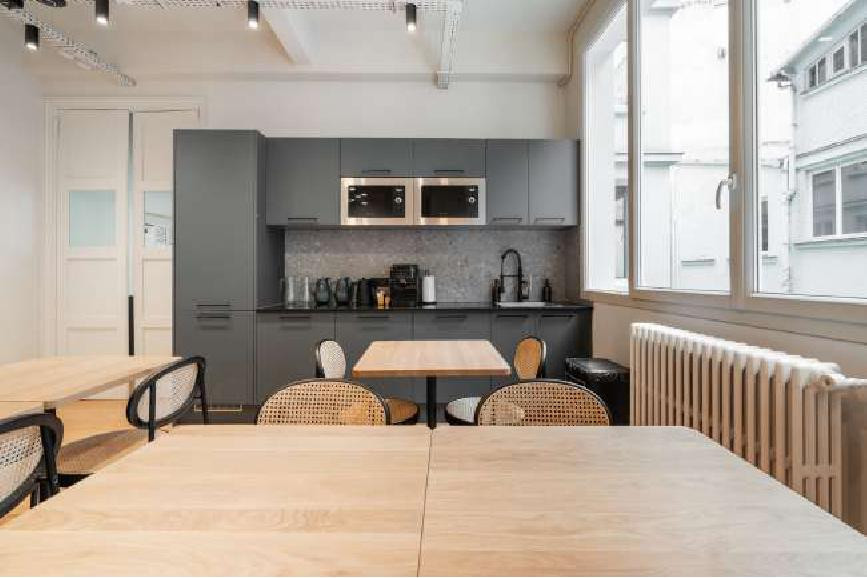 
                                                Location
                                                 Location Bureaux Paris 75003