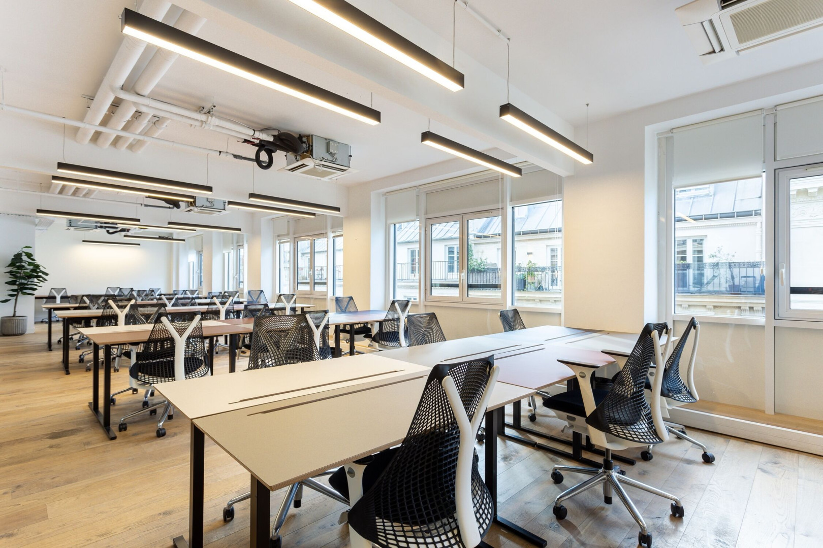 
                                                Location
                                                 Location Bureaux Paris 75003
