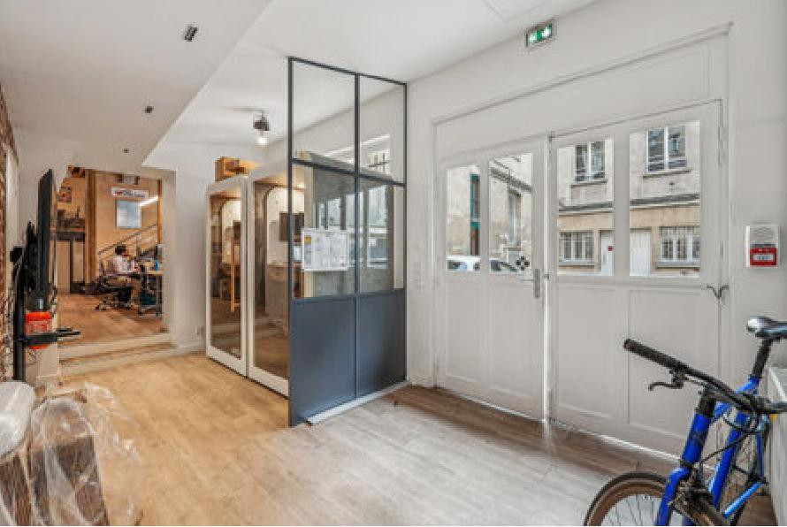 
                                                Location
                                                 Location Bureaux Paris 75003