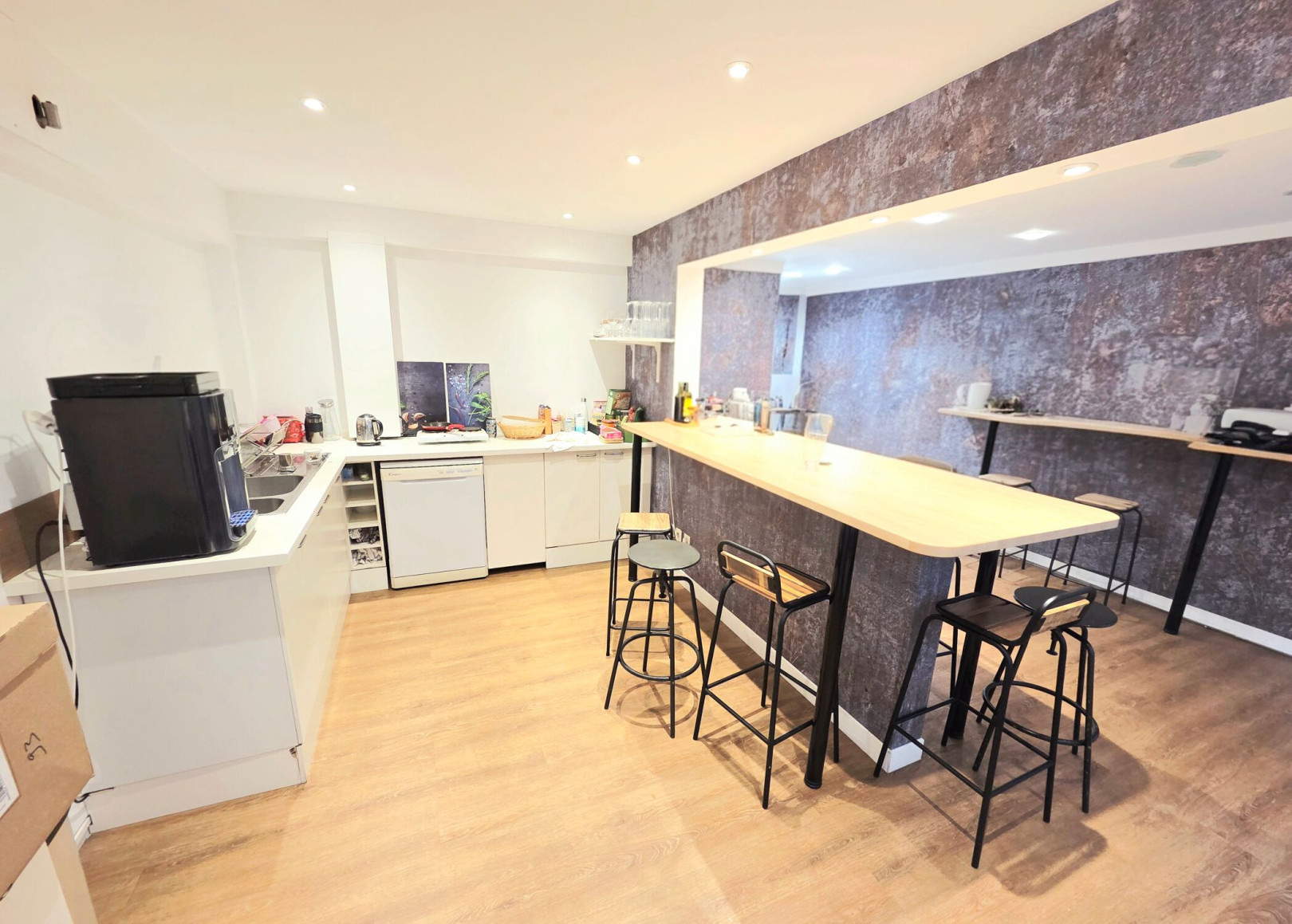 
                                                Location
                                                 Location Bureaux Paris 75003