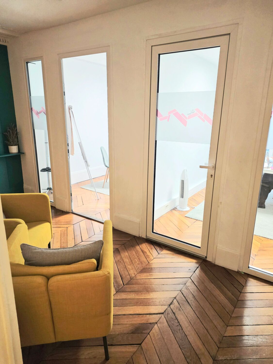 
                                                Location
                                                 Location Bureaux Paris 75003