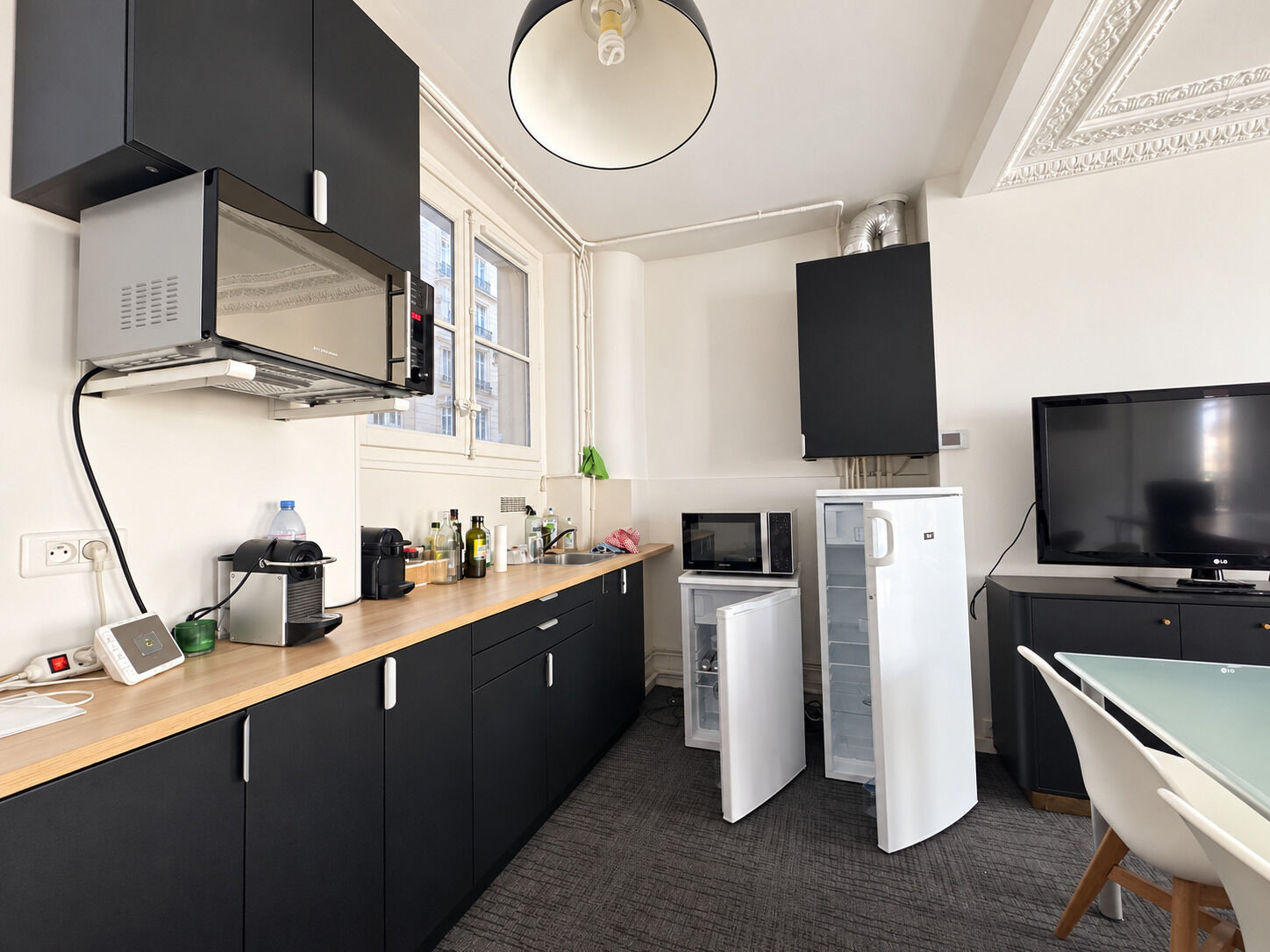 
                                                Location
                                                 Location Bureaux Paris 75003