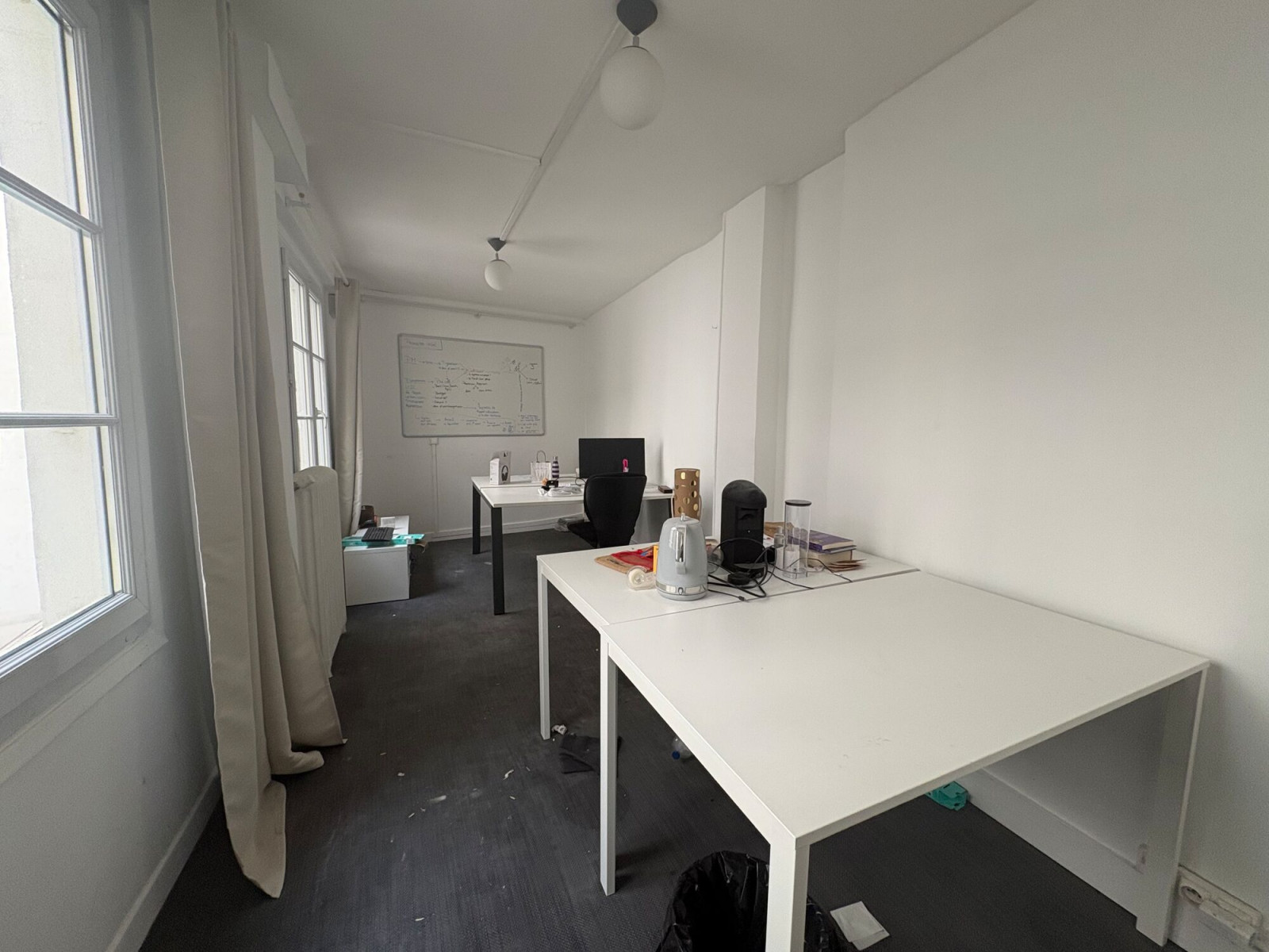 
                                                Location
                                                 Location Bureaux Paris 75004