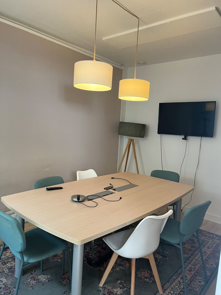 
                                                Location
                                                 Location Bureaux Paris 75004