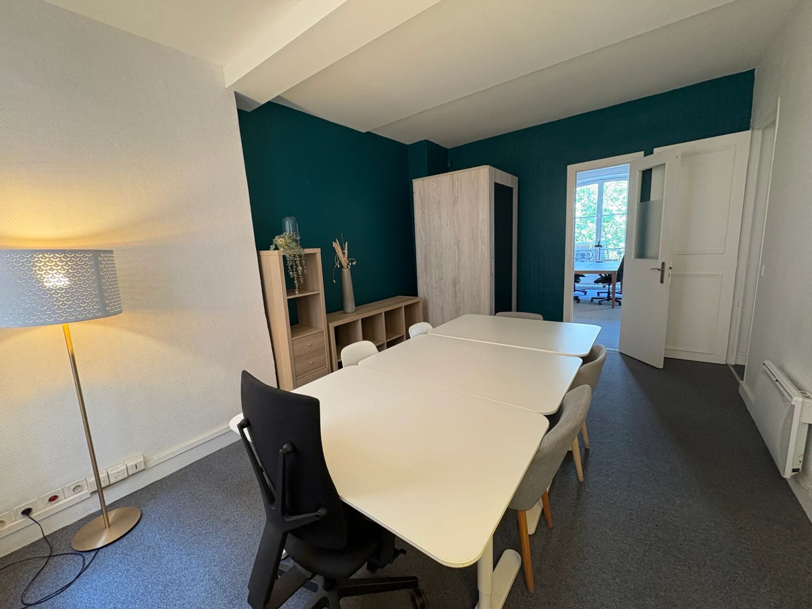 
                                                Location
                                                 Location Bureaux Paris 75004