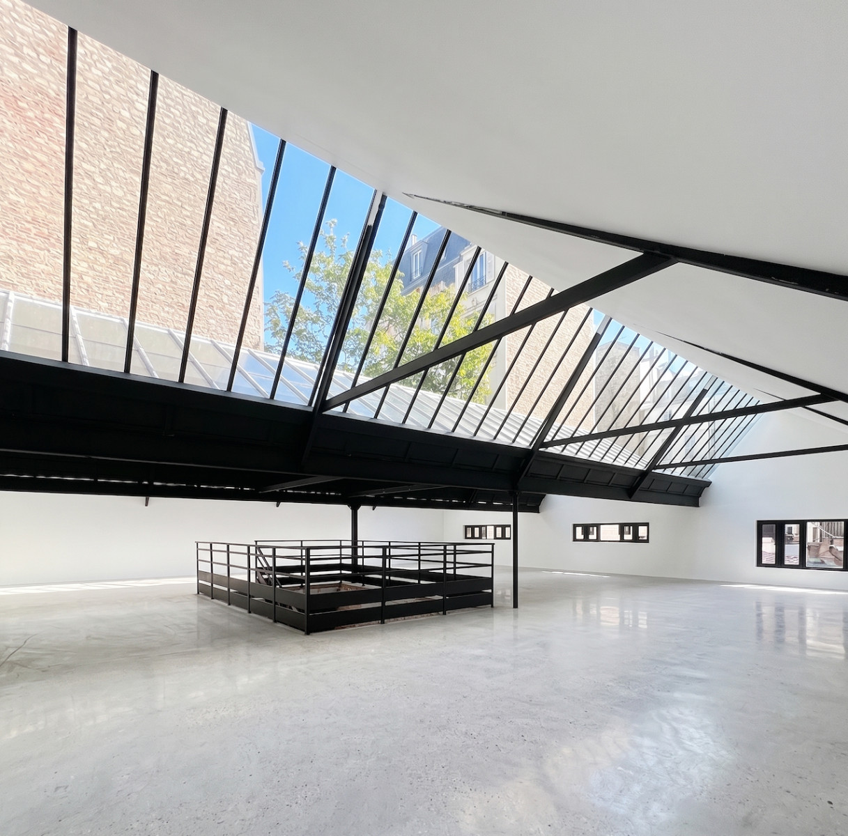 
                                                Location
                                                 Location Bureaux Paris 75005