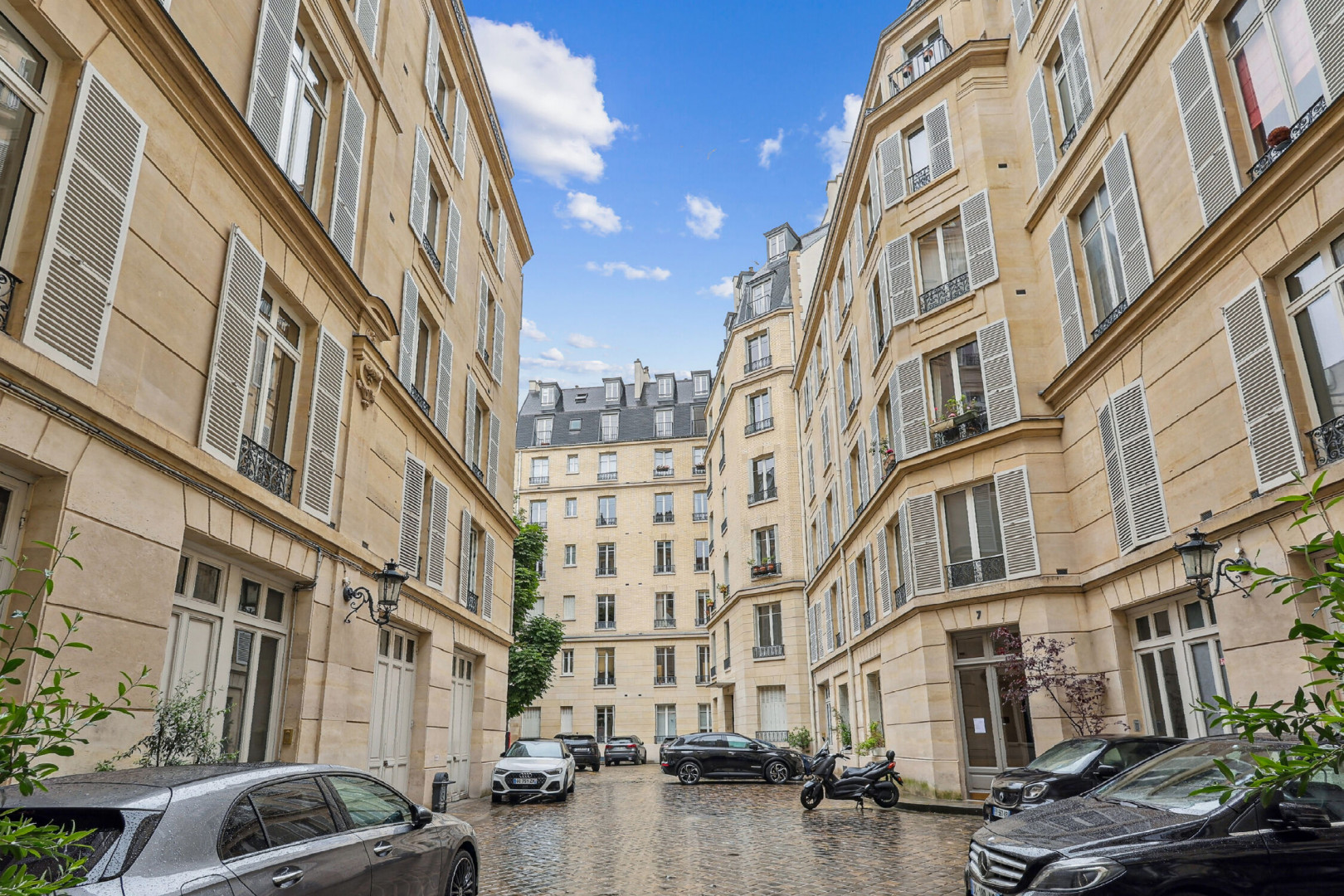 
                                                Location
                                                 Location Bureaux Paris 75006