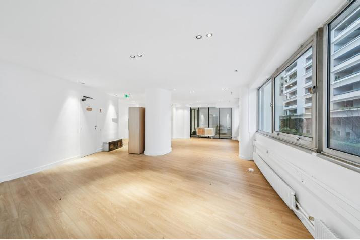 
                                                Location
                                                 Location Bureaux Paris 75006