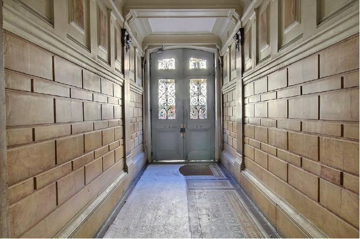 
                                                Location
                                                 Location Bureaux Paris 75006