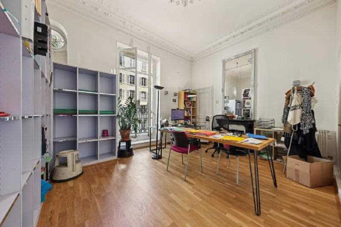 
                                                Location
                                                 Location Bureaux Paris 75006