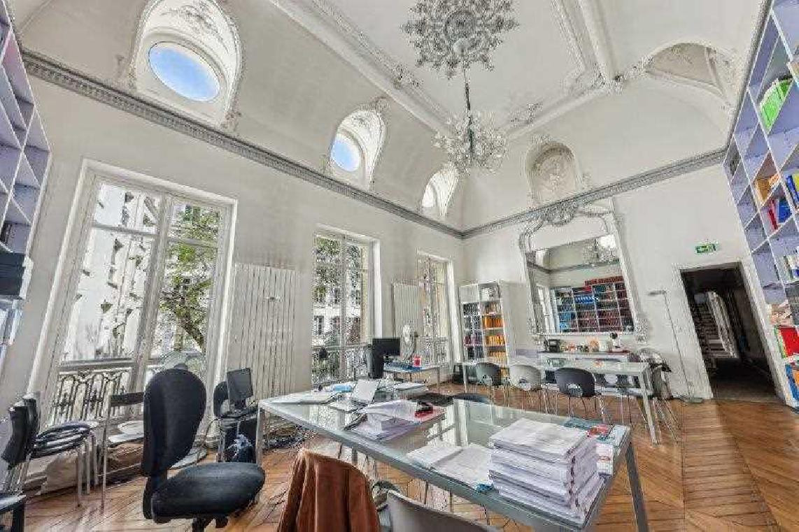 
                                                Location
                                                 Location Bureaux Paris 75006