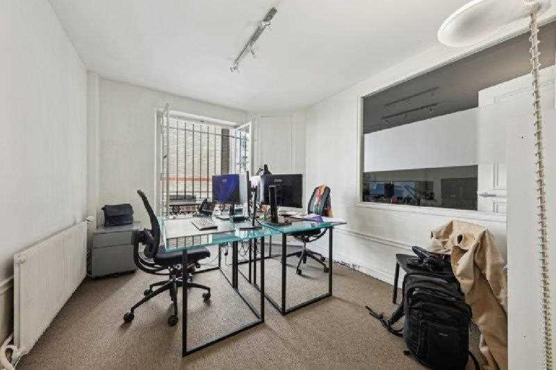 
                                                Location
                                                 Location Bureaux Paris 75006