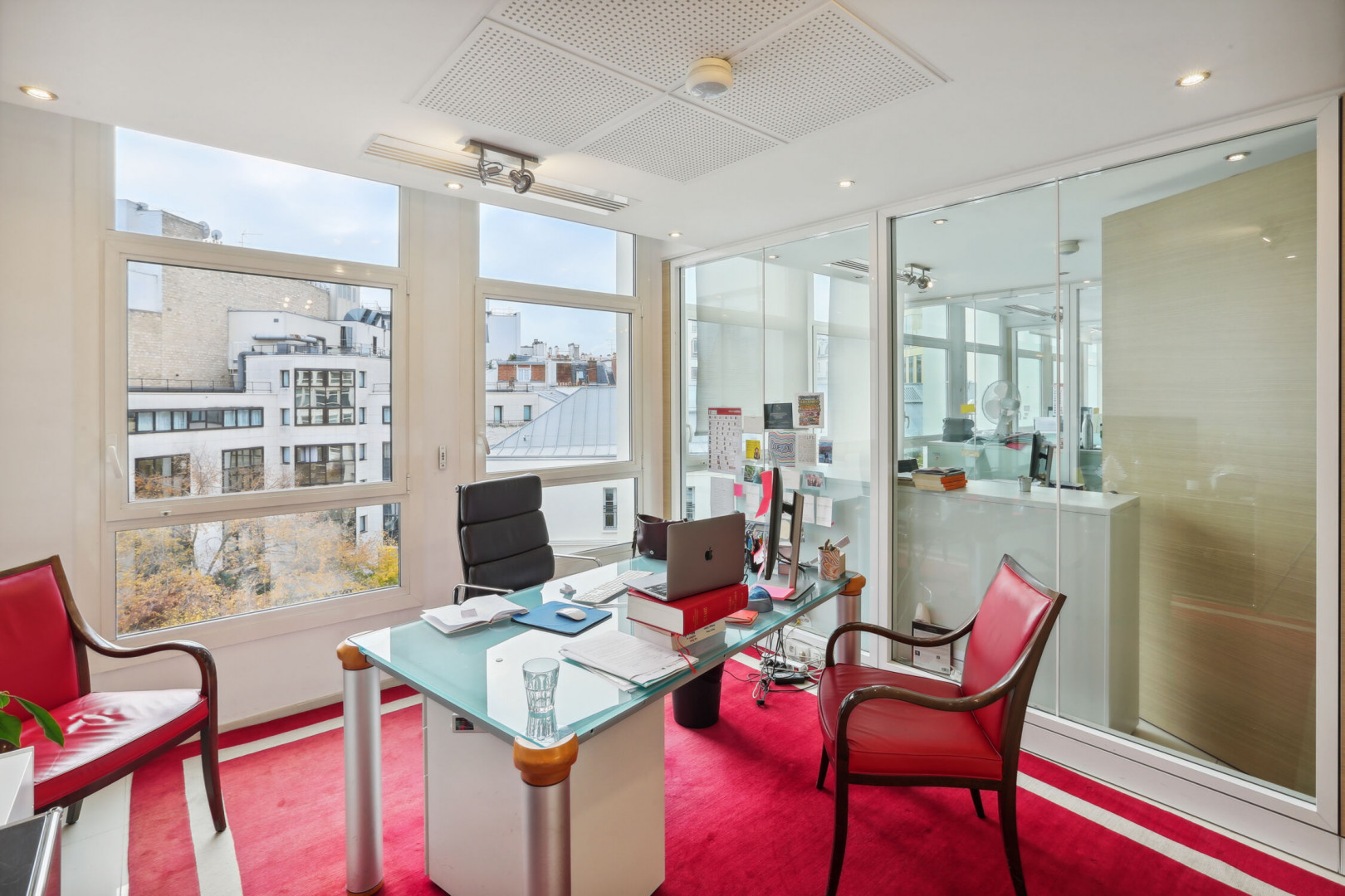 
                                                Location
                                                 Location Bureaux Paris 75008