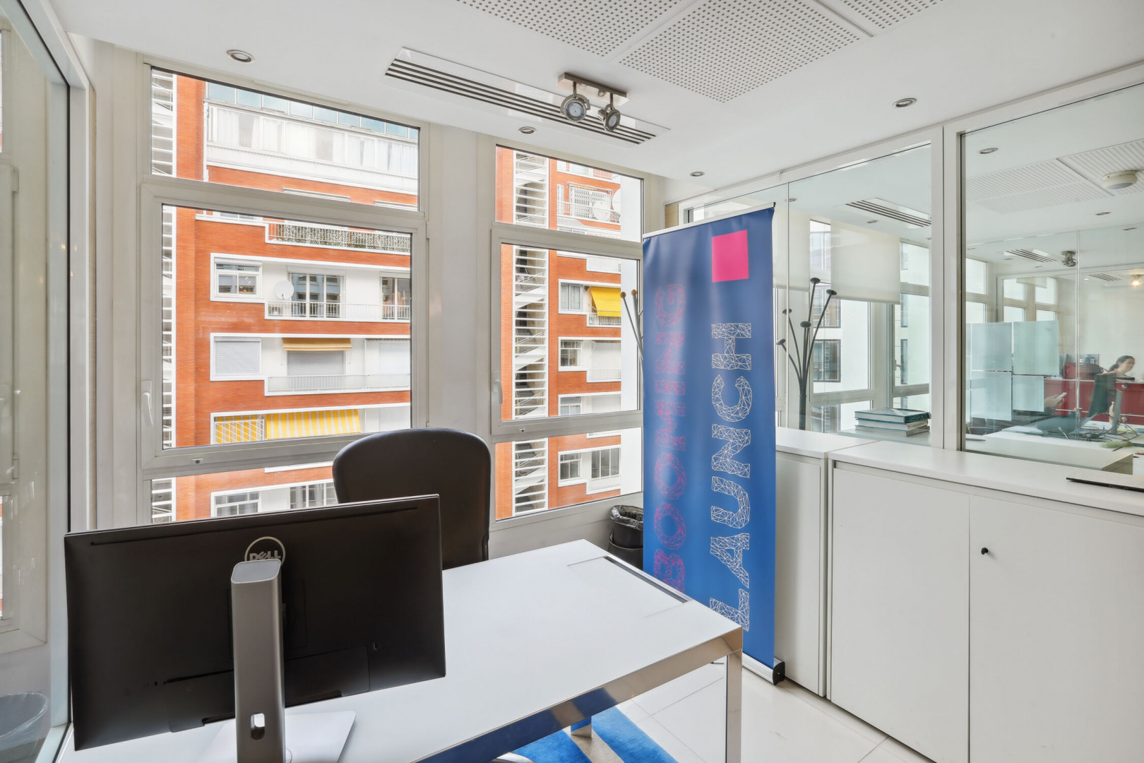 
                                                Location
                                                 Location Bureaux Paris 75008