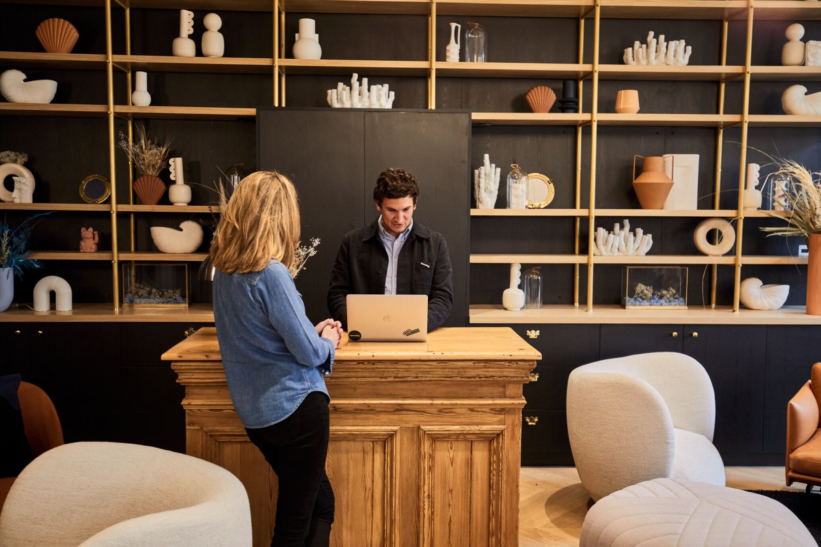 
                                                Location
                                                 Location Bureaux Paris 75008