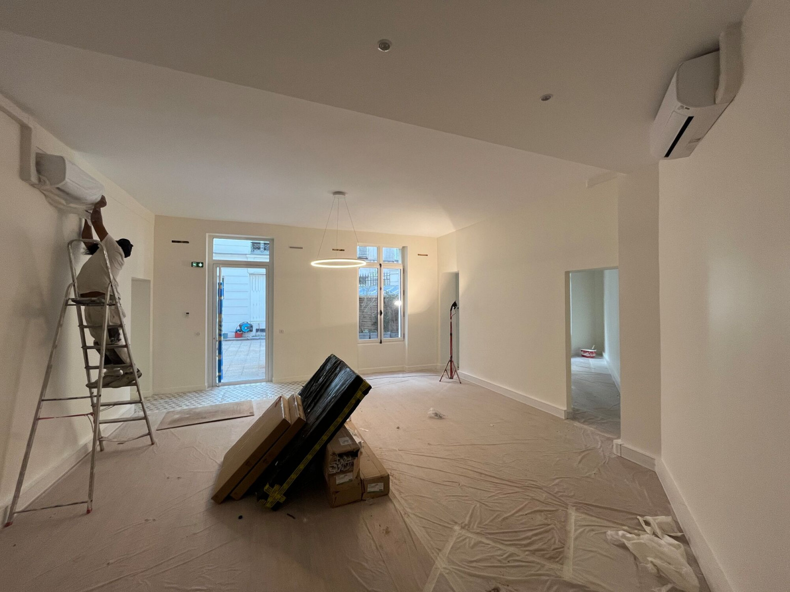
                                                Location
                                                 Location Bureaux Paris 75008
