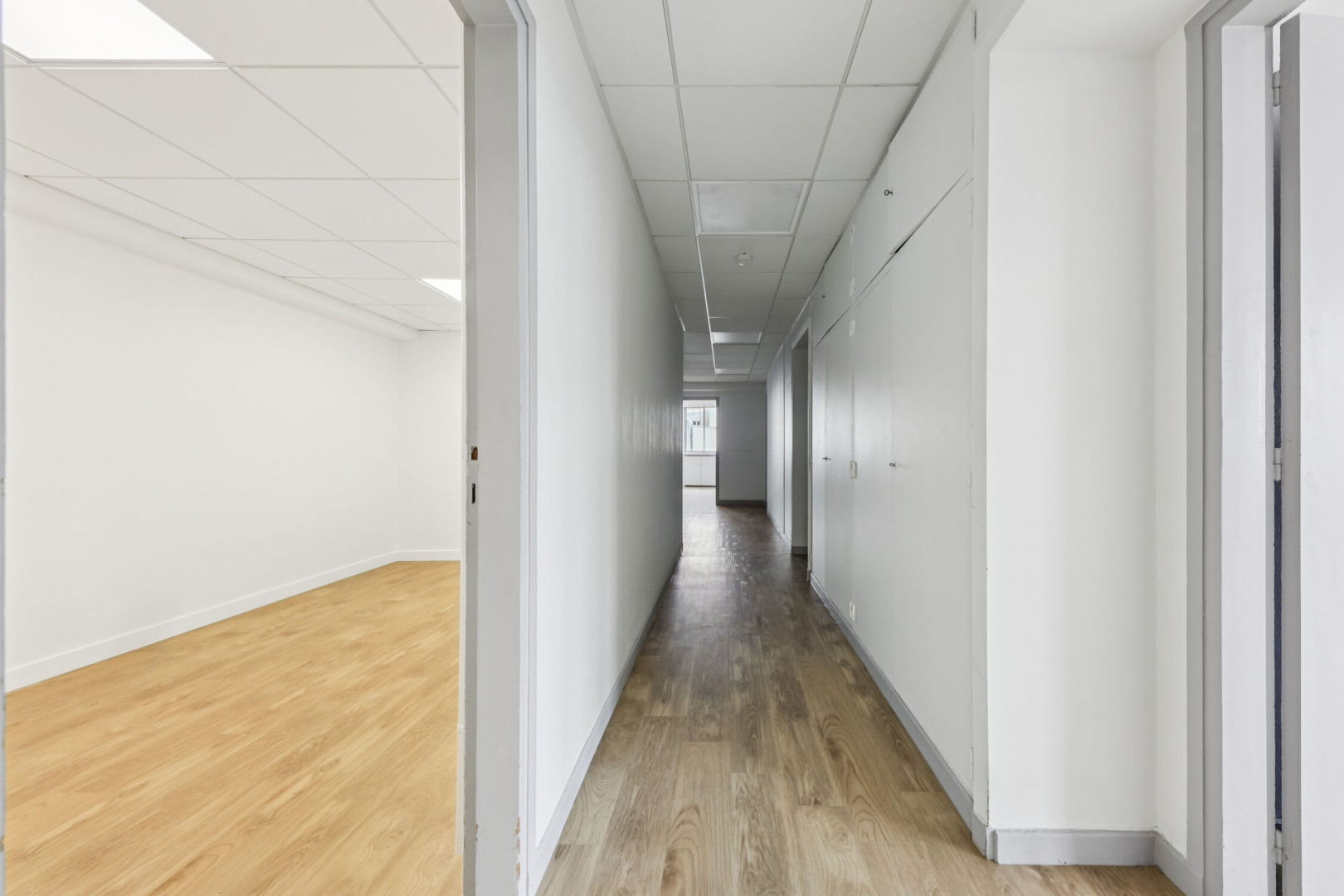
                                                Location
                                                 Location Bureaux Paris 75008