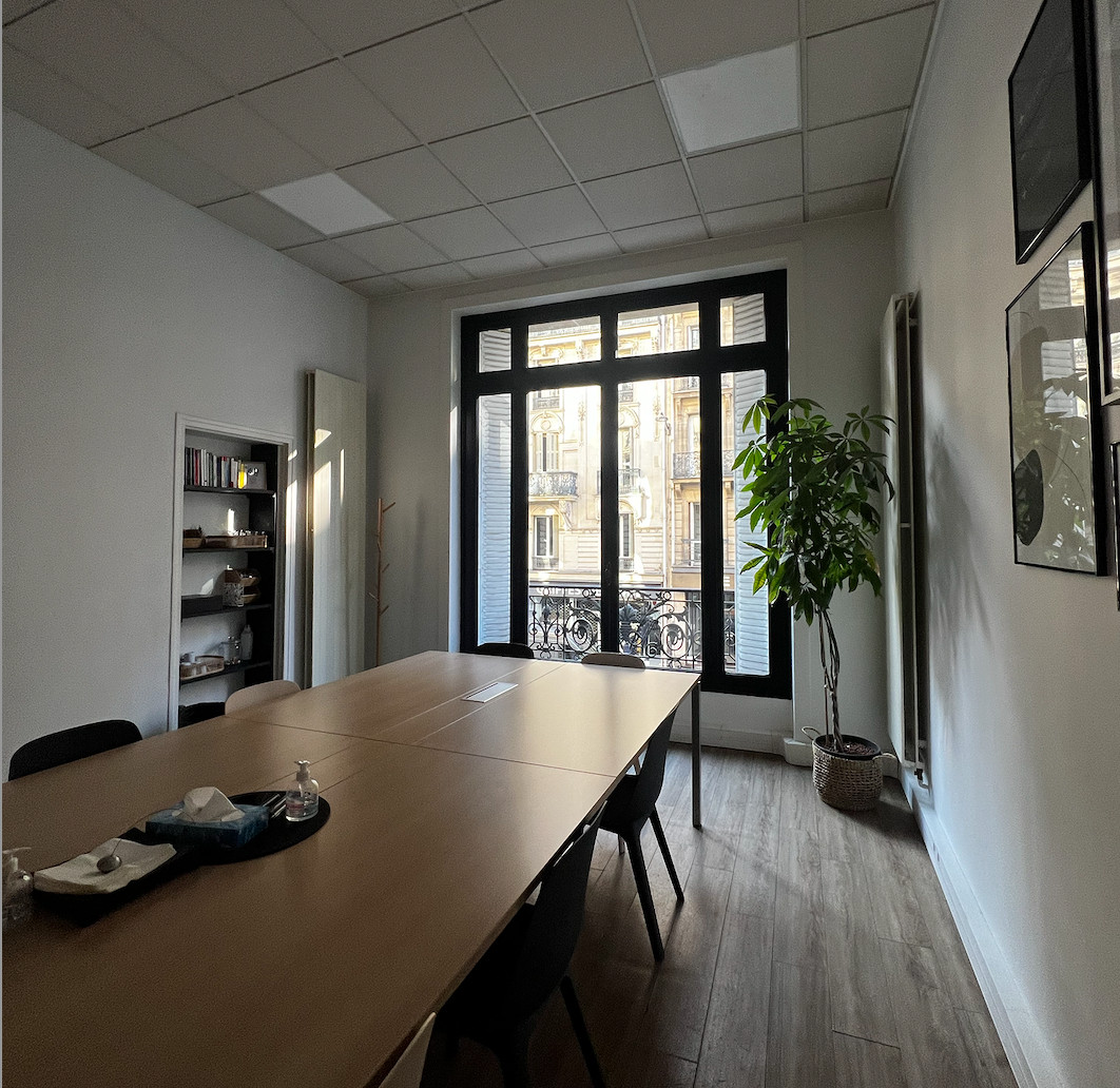 
                                                Location
                                                 Location Bureaux Paris 75008