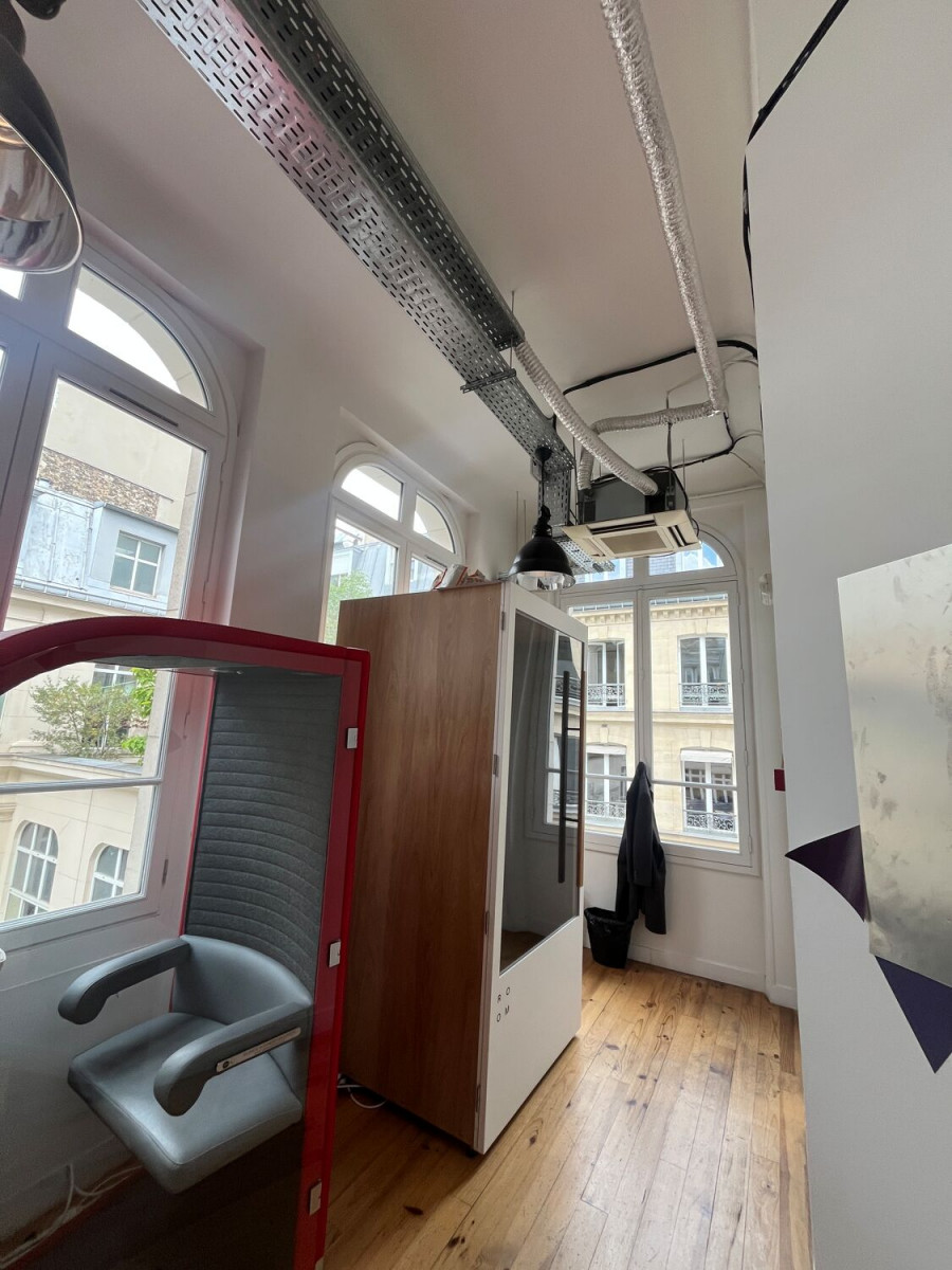 
                                                Location
                                                 Location Bureaux Paris 75008