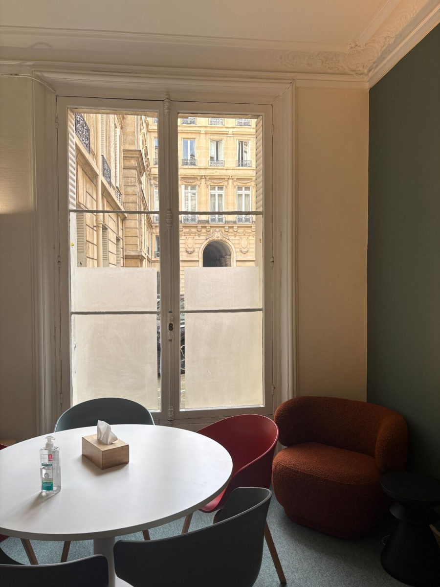 
                                                Location
                                                 Location Bureaux Paris 75008