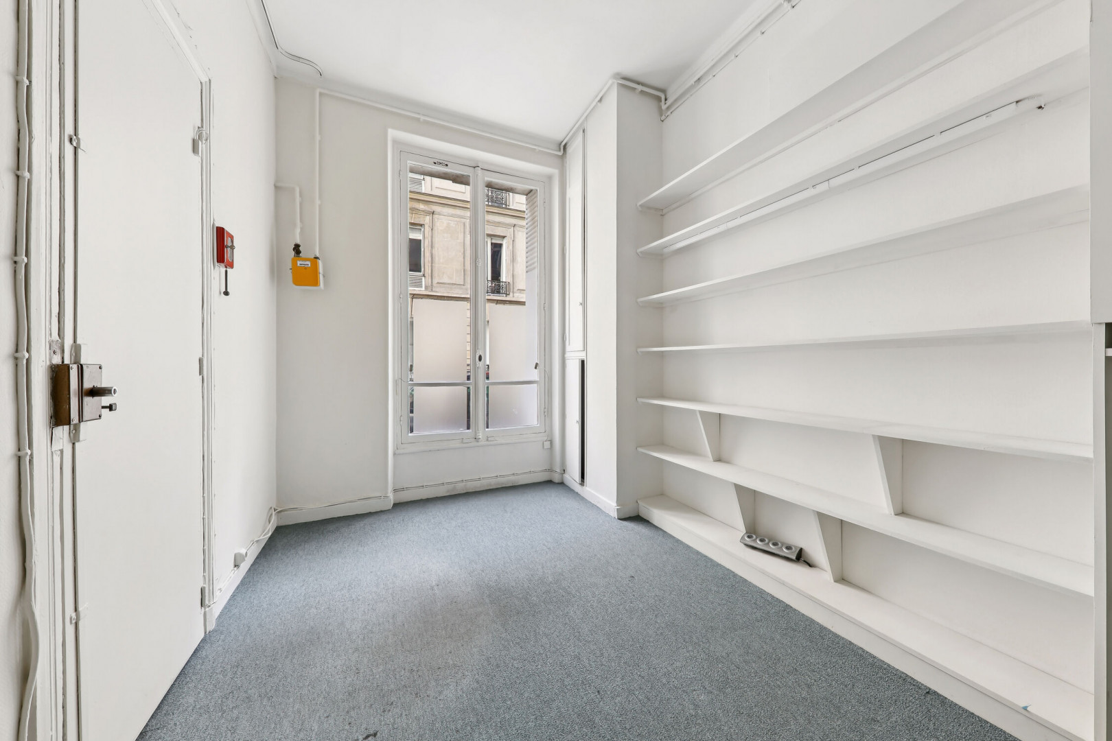 
                                                Location
                                                 Location Bureaux Paris 75008