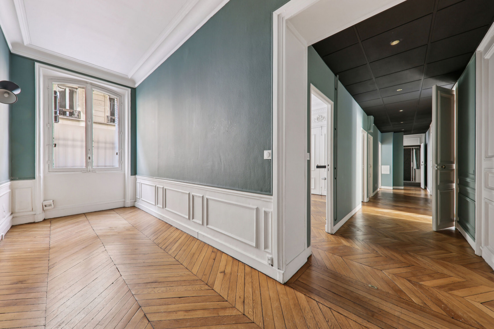 
                                                Location
                                                 Location Bureaux Paris 75008