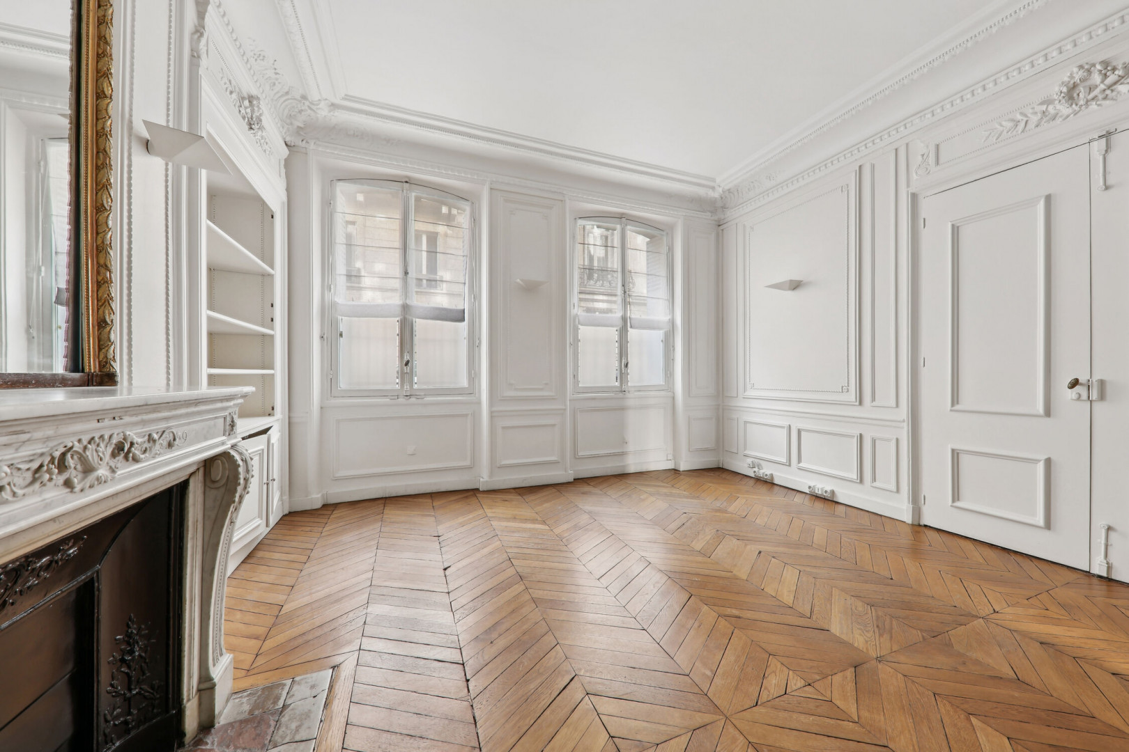 
                                                Location
                                                 Location Bureaux Paris 75008