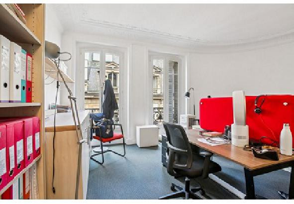 
                                                Location
                                                 Location Bureaux Paris 75008
