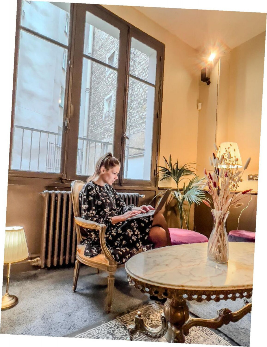 
                                                Location
                                                 Location Bureaux Paris 75008