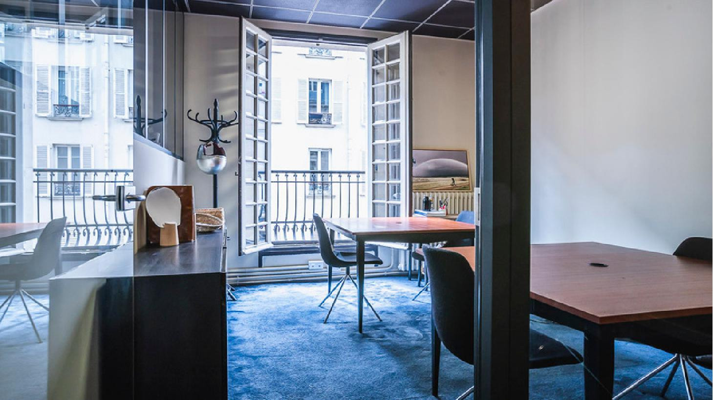 
                                                Location
                                                 Location Bureaux Paris 75008
