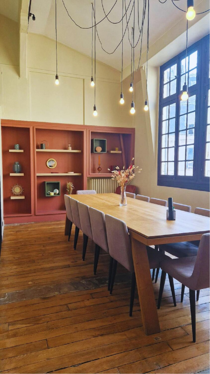 
                                                Location
                                                 Location Bureaux Paris 75008