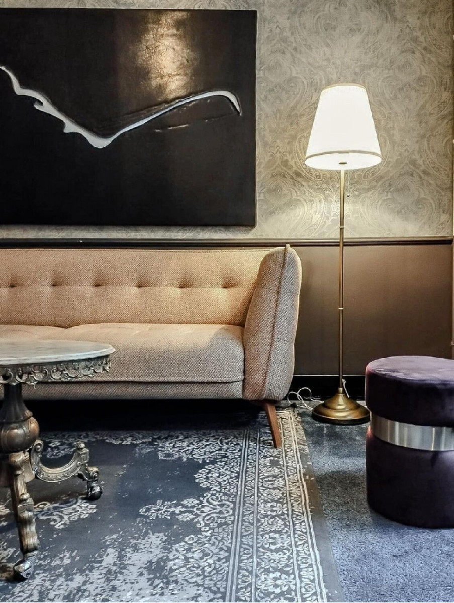 
                                                Location
                                                 Location Bureaux Paris 75008