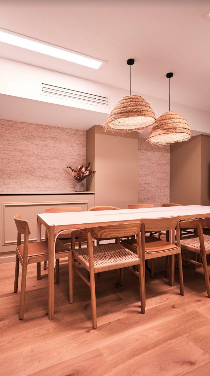 
                                                Location
                                                 Location Bureaux Paris 75008