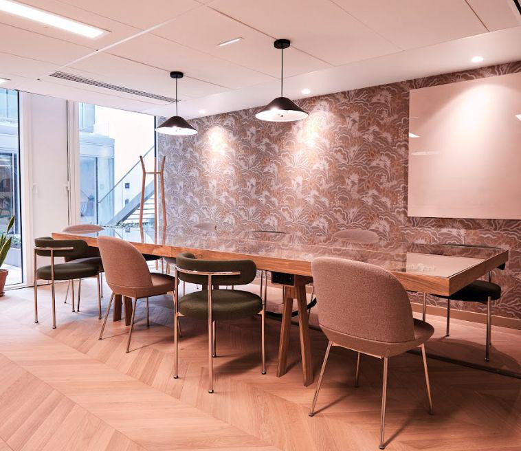 
                                                Location
                                                 Location Bureaux Paris 75008