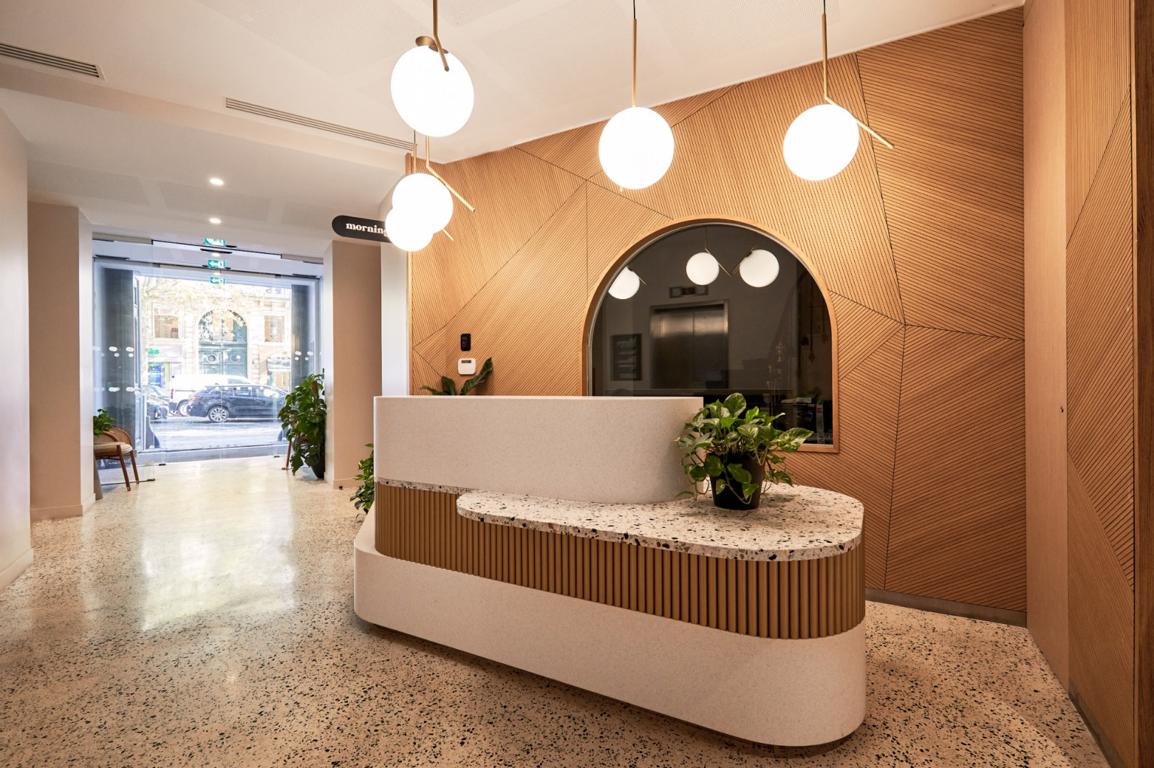 
                                                Location
                                                 Location Bureaux Paris 75008