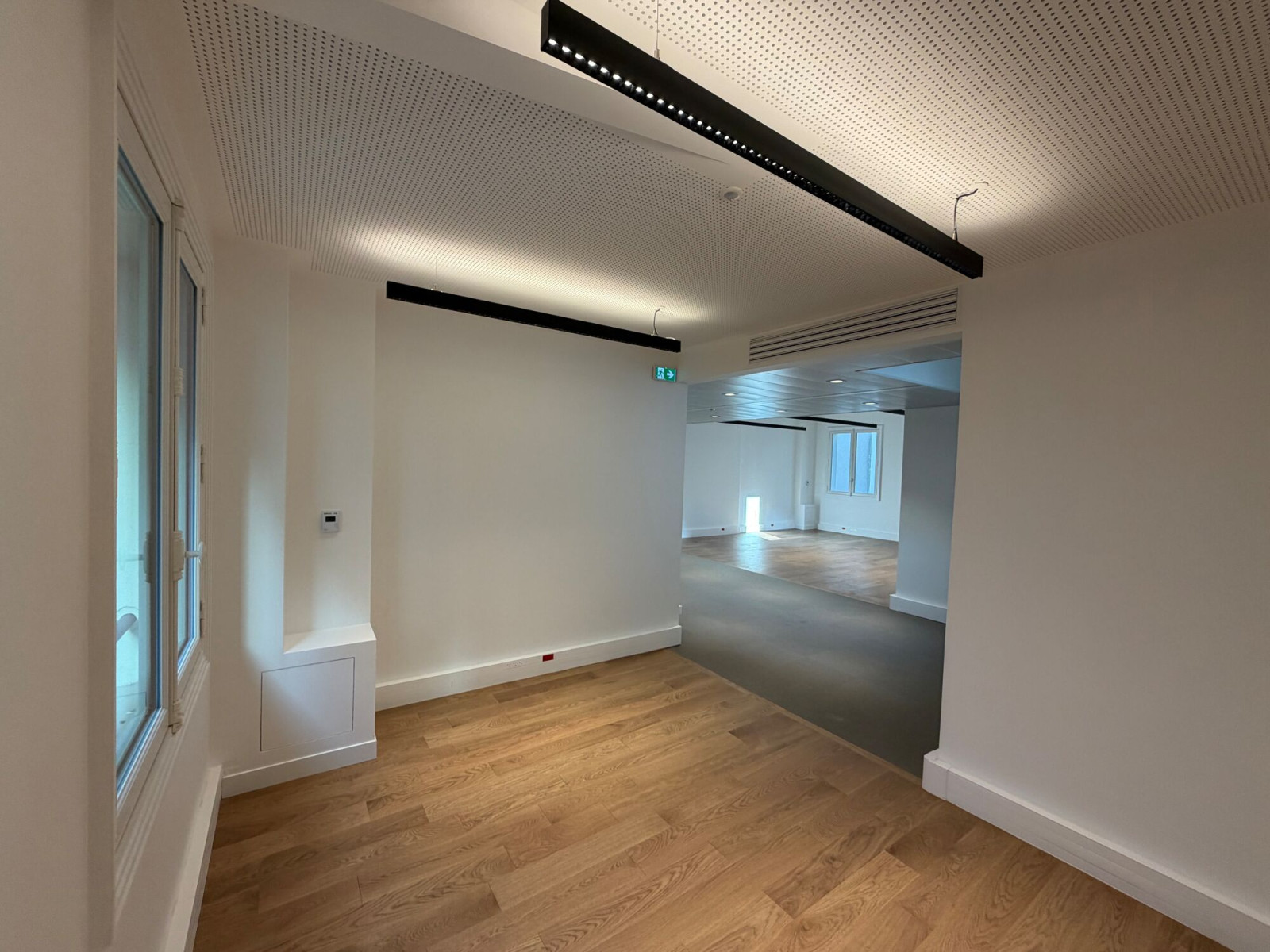 
                                                Location
                                                 Location Bureaux Paris 75008
