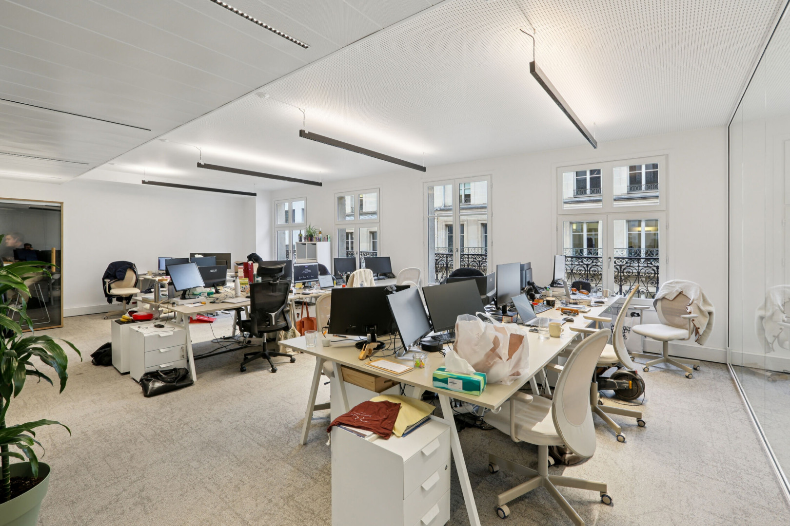 
                                                Location
                                                 Location Bureaux Paris 75008