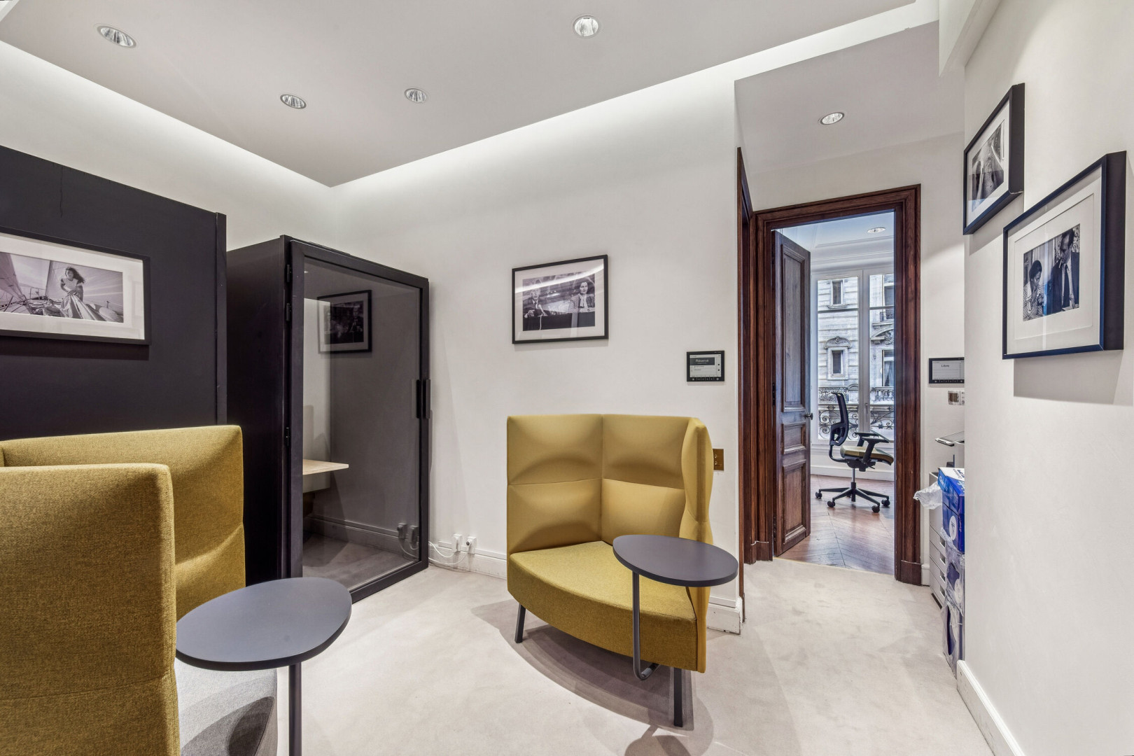 
                                                Location
                                                 Location Bureaux Paris 75008