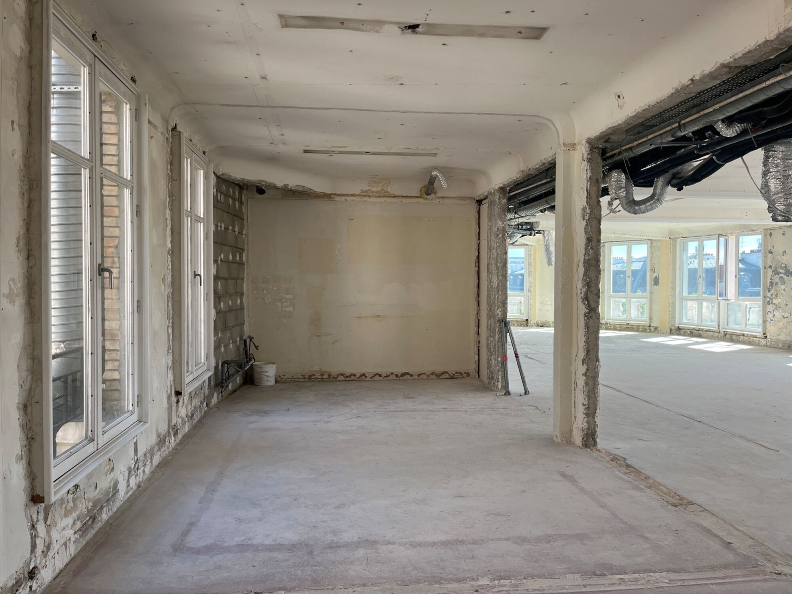 
                                                Location
                                                 Location Bureaux Paris 75008